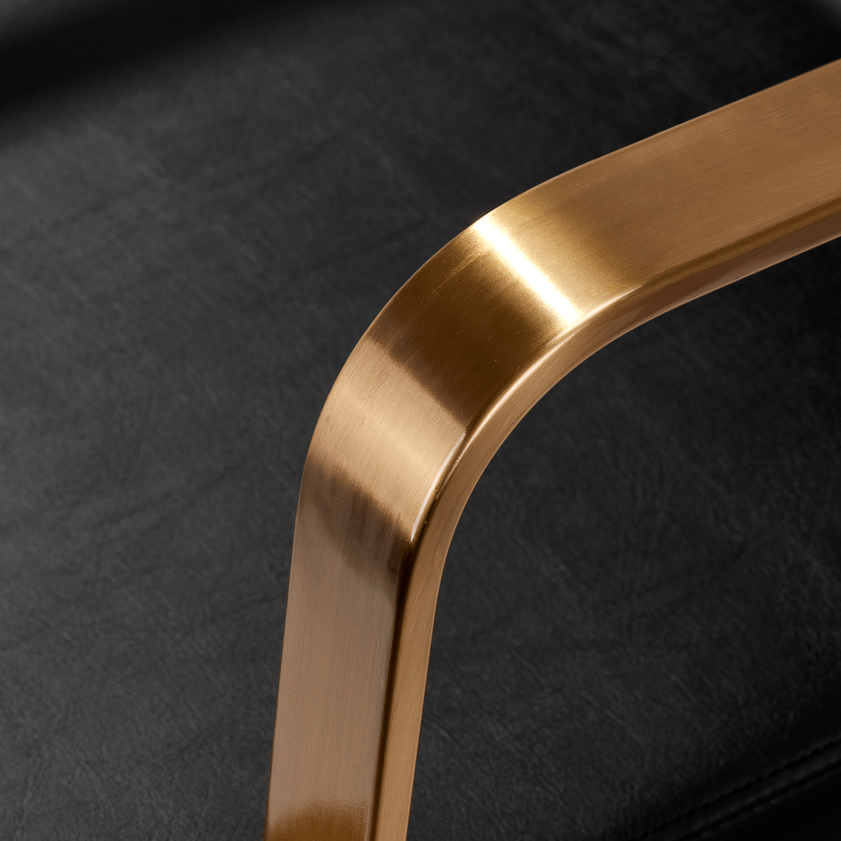 Zlato čierne kadernícke kreslo Gabbiano Porto