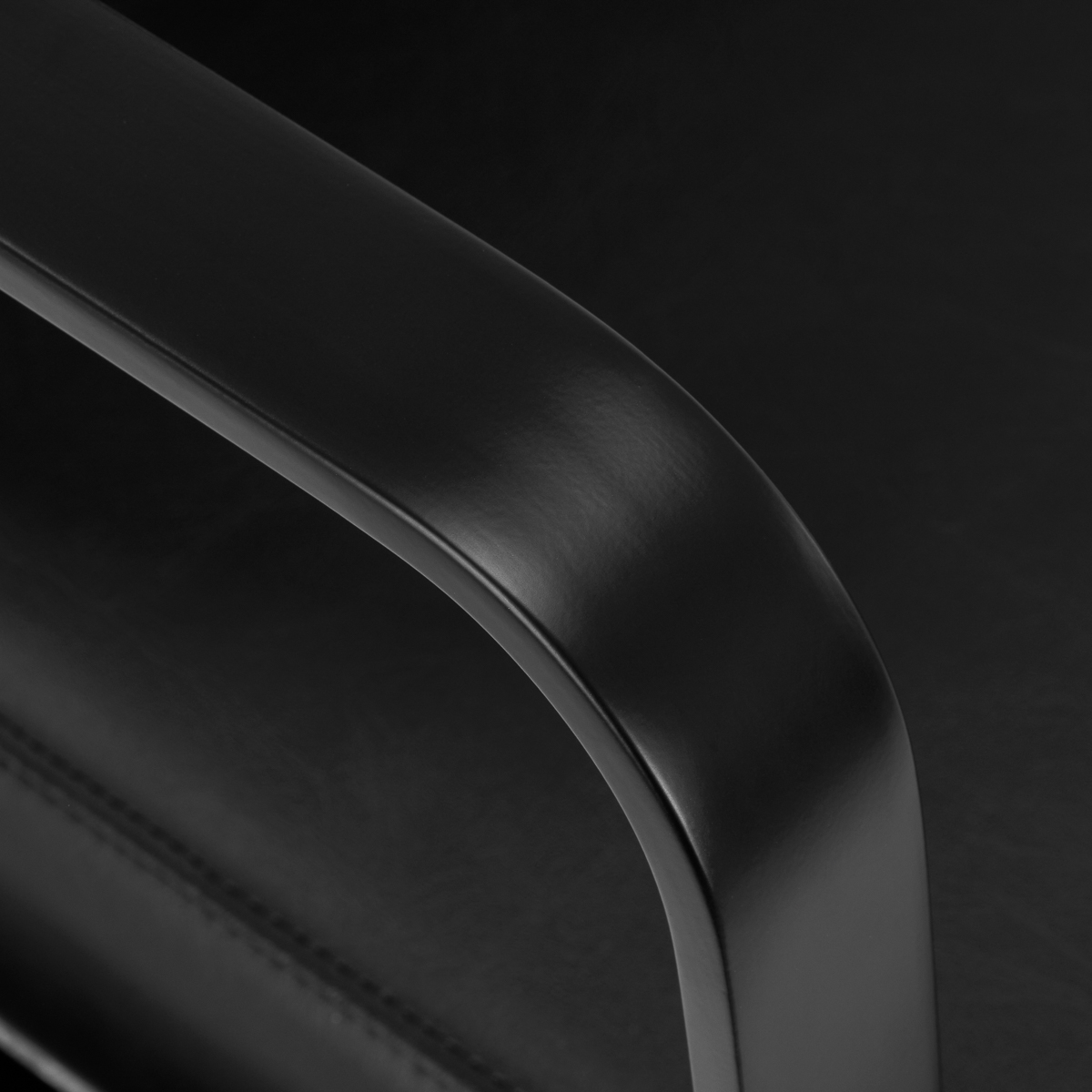 Čierno-čierne kadernícke kreslo Gabbiano Porto