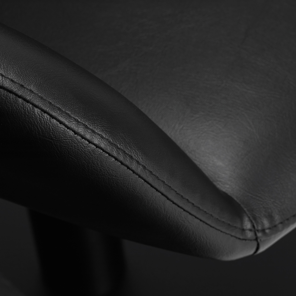 Čierne kadernícke kreslo Gabbiano Sevilla