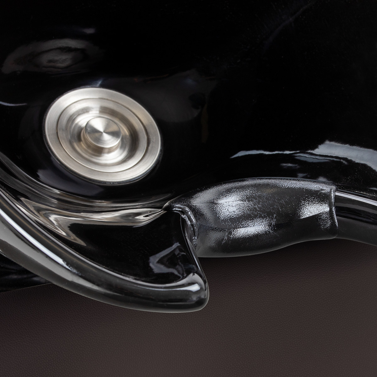 Kadernícky umývadlový stojan Gabbiano Lucca hnedý