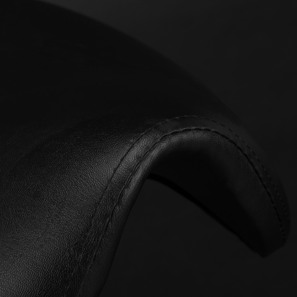 Kozmetická stolička 6001-G zlatá - čierna 2. trieda